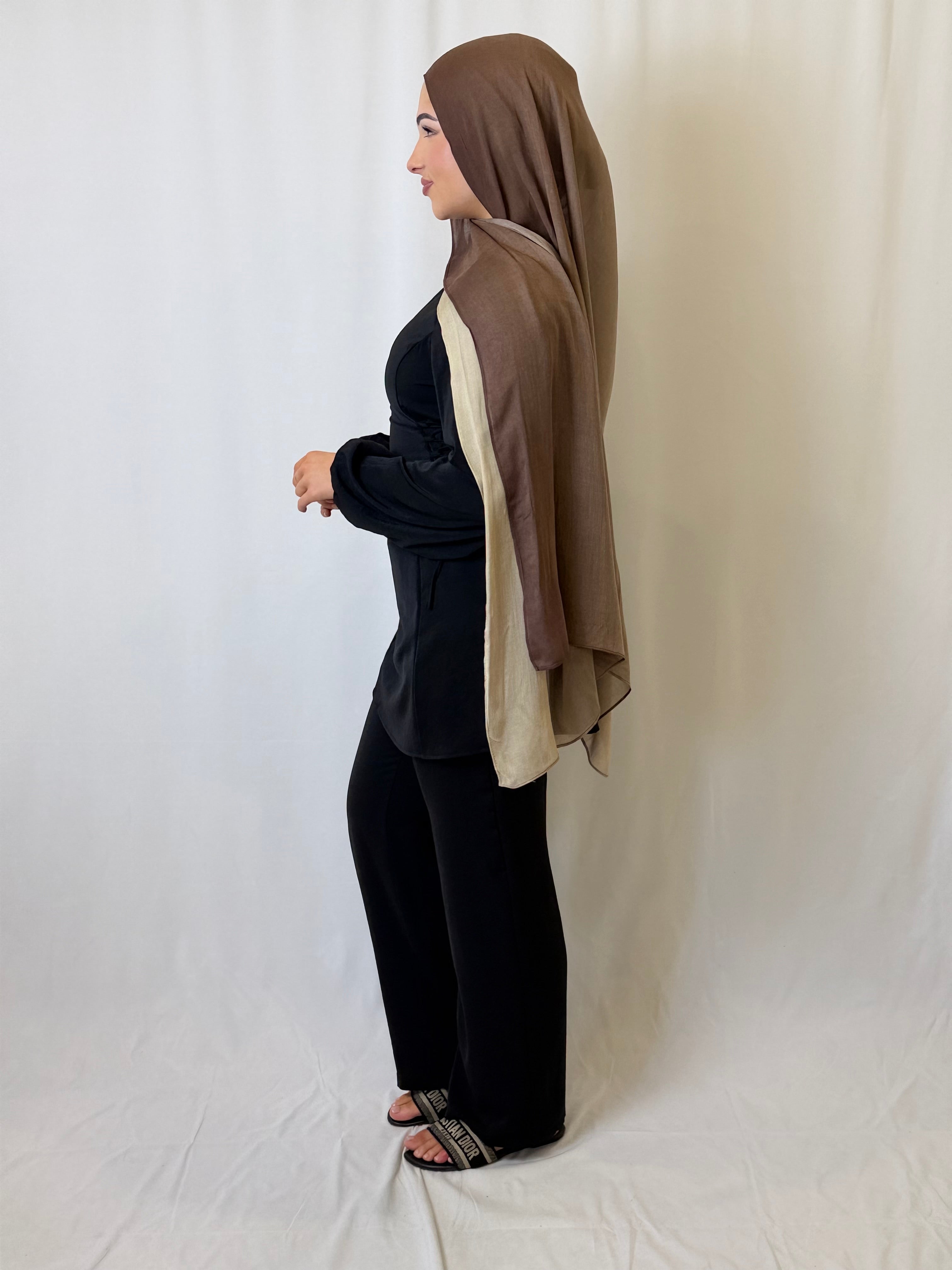 Monica set